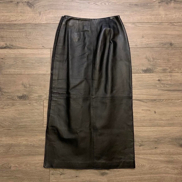 Vintage Style Works Black Size 8 Genuine Leather Button Up Skirt. - Picture 3 of 4